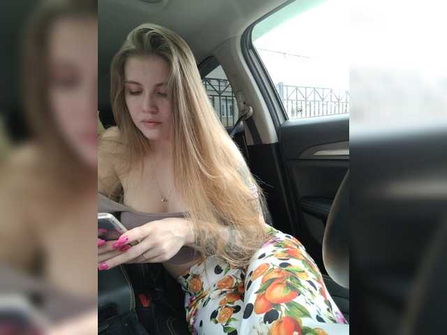 Capturas de tela de transmissão LEILA-ANGELL