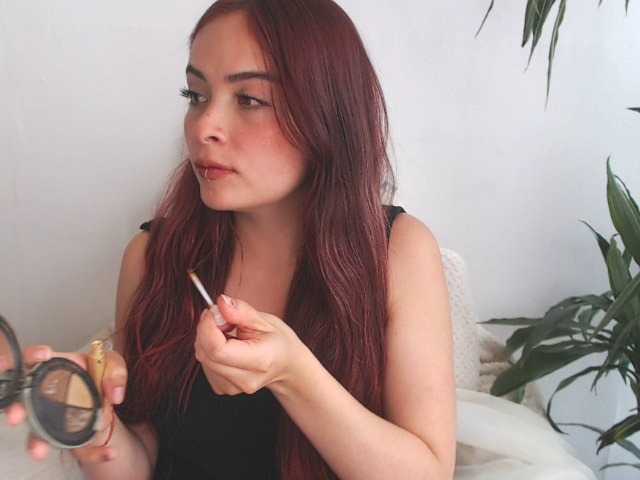 Capturas de tela de transmissão -Melany-01