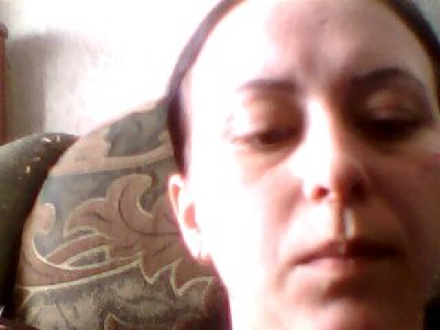 Capturas de tela de transmissão 19Eleonora