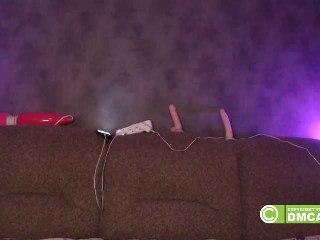 Capturas de tela de transmissão Misskristin