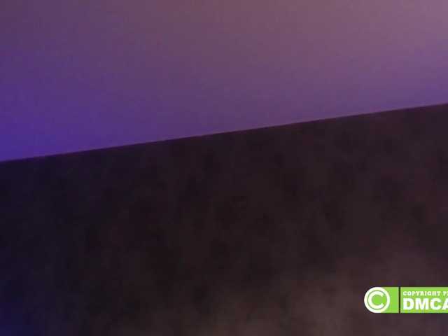 Capturas de tela de transmissão Misskristin