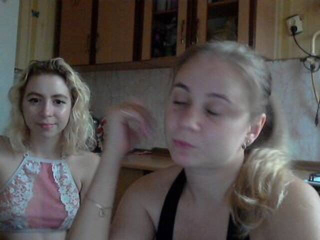 Capturas de tela de transmissão 3DLadyS