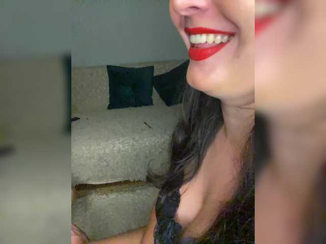 Capturas de tela de transmissão 3hotandyoung3