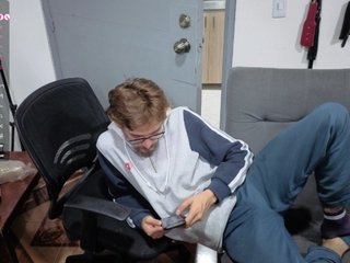 Chat de vídeo erótico Aaronandelizabeth