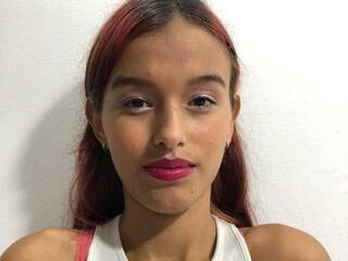 Chat de vídeo erótico adaralove1