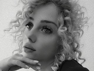 Chat de vídeo erótico AdeleKya