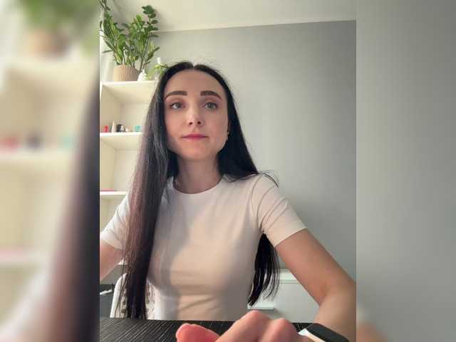 Capturas de tela de transmissão Adelina-a