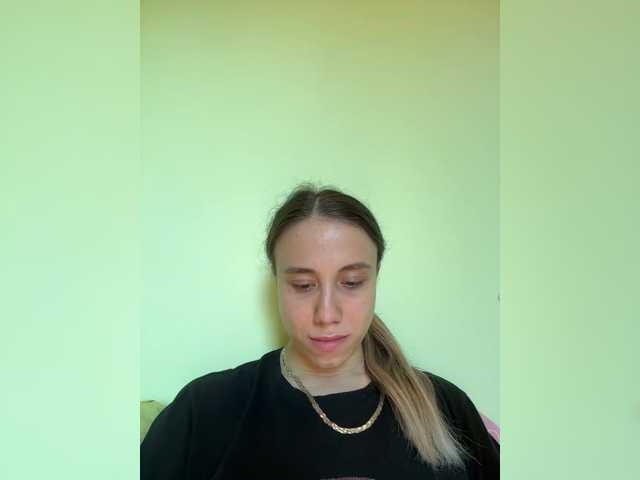 Capturas de tela de transmissão AdelinaKiskina