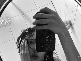 Chat de vídeo erótico Adri-curly