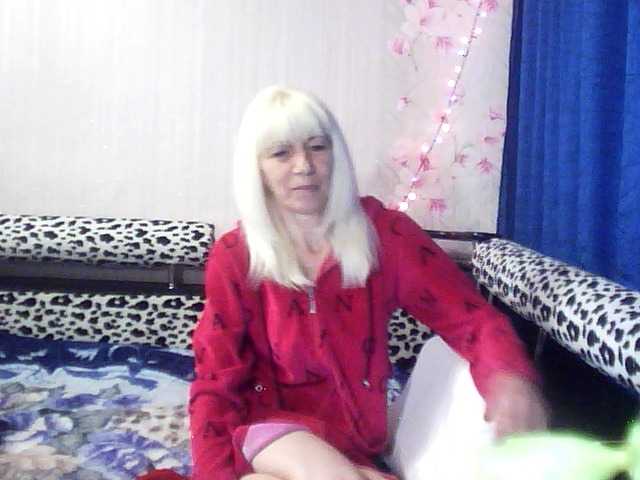 Capturas de tela de transmissão AdrianneWinx