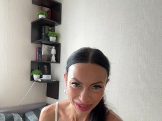 Chat de vídeo erótico AdrienneBourget