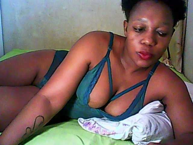 Capturas de tela de transmissão AfriGoddess