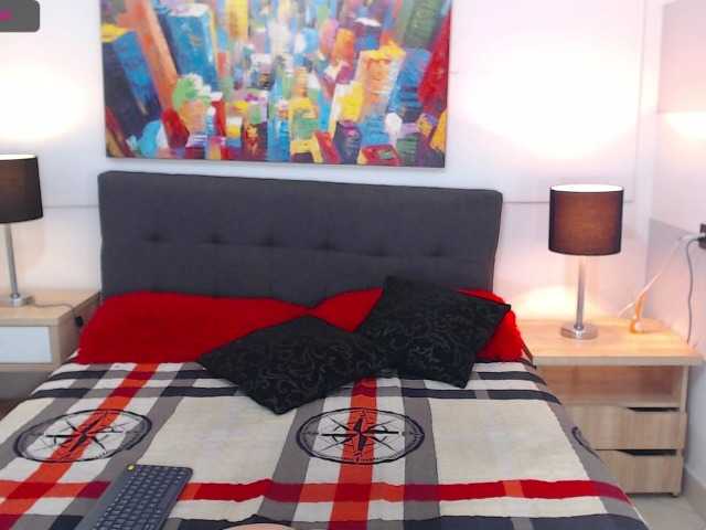 Capturas de tela de transmissão Agathamonroe