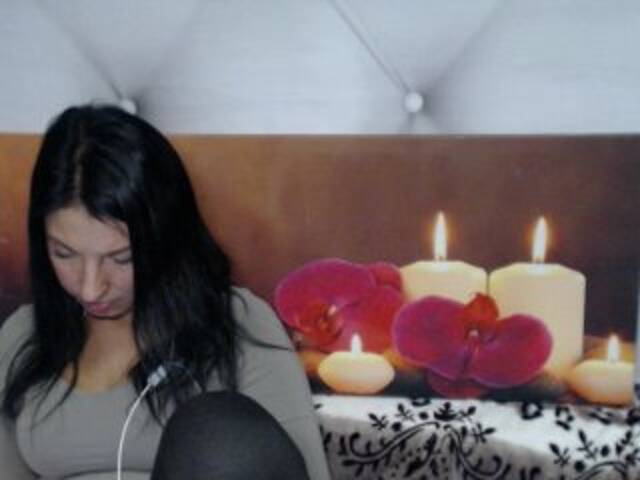 Capturas de tela de transmissão Aisha255