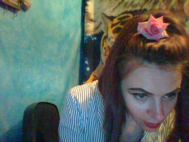 Capturas de tela de transmissão Ajrusha