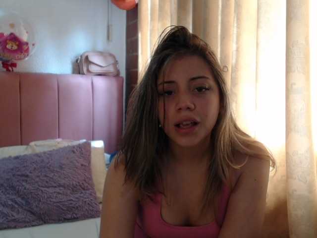 Capturas de tela de transmissão Alaina-Blessed