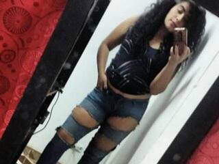 Chat de vídeo erótico alanajames05