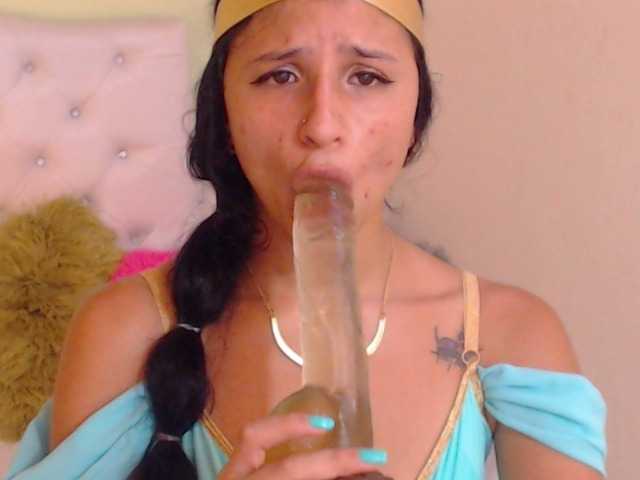 Capturas de tela de transmissão AlanaMiller