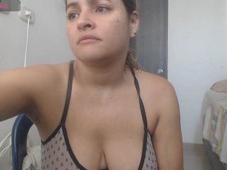 Chat de vídeo erótico ADHARA_