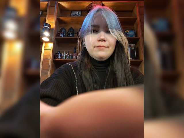 Capturas de tela de transmissão Alastaira
