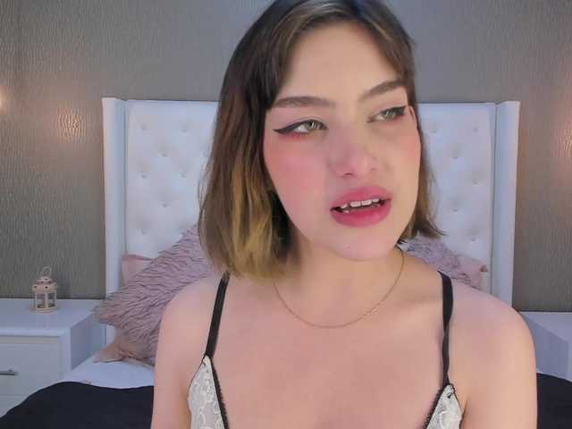 Capturas de tela de transmissão AlegnaTaylor