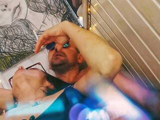 Chat de vídeo erótico AlexandraBai9