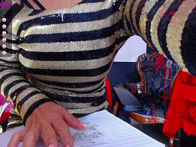 Capturas de tela de transmissão AlexaRossex