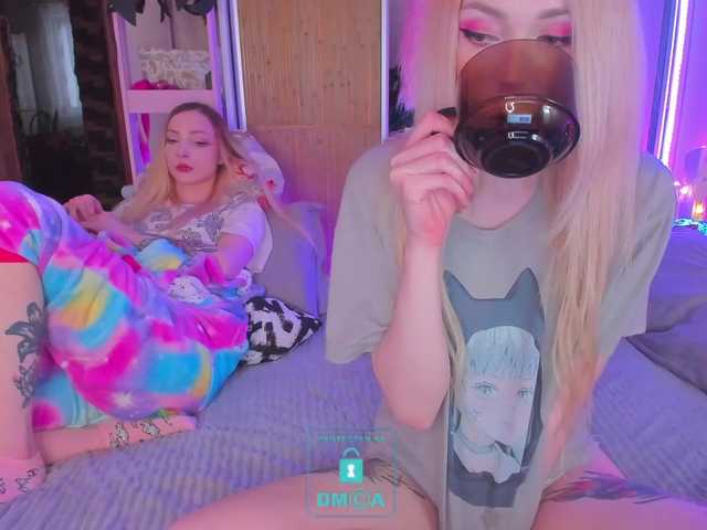 Capturas de tela de transmissão HornyBunnys