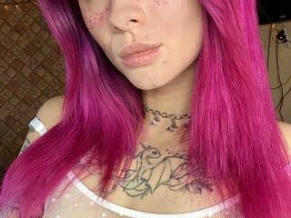 Chat de vídeo erótico Alice-Yui