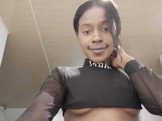 Chat de vídeo erótico aliceelovecl