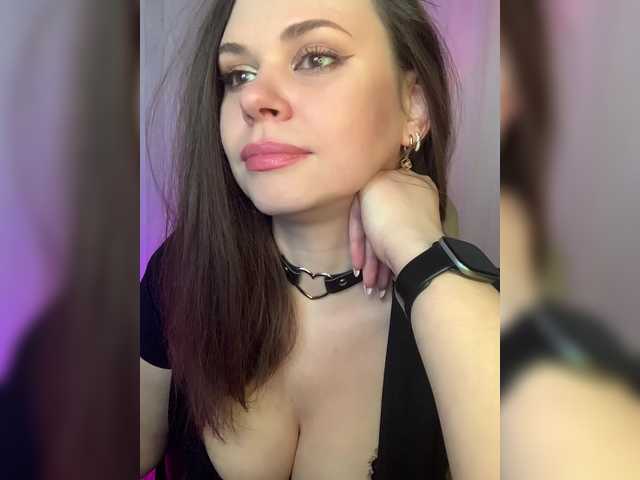 Capturas de tela de transmissão Alisia_Purr