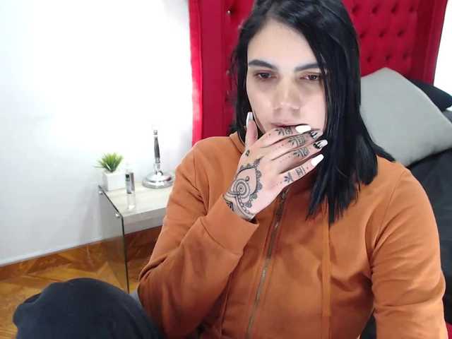 Capturas de tela de transmissão AliceRoss
