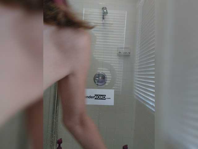 Fotos AliceWonder Welcum to my Wonderland! All tips welcum! Help me stay in the top 100 contest this week! Tips appreciated if you're enjoying shower time fun!Find me xalicewonderxoxo at most cyber spaces!