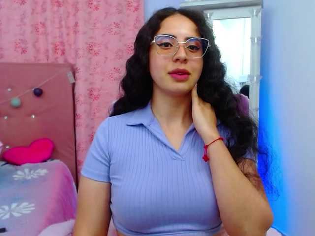Capturas de tela de transmissão AliciaMarquez