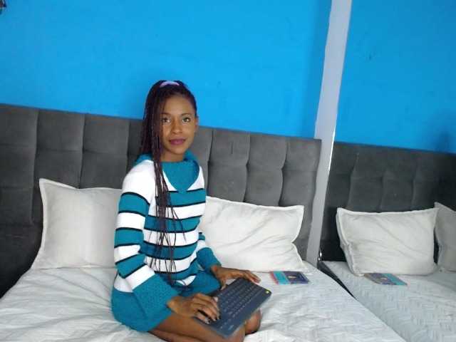 Capturas de tela de transmissão Aliis-Love-