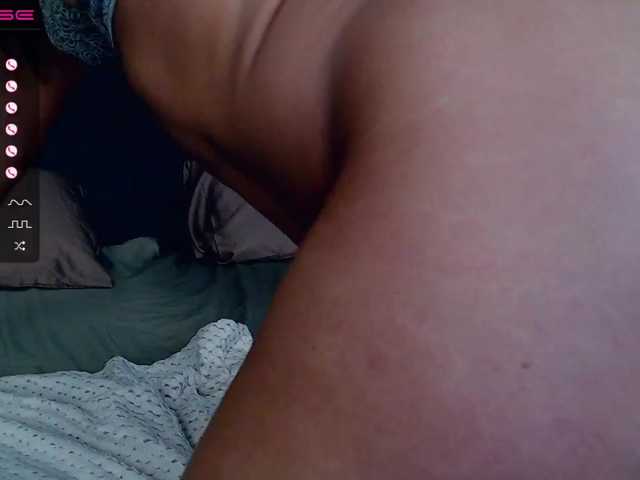 Capturas de tela de transmissão AlinaLes