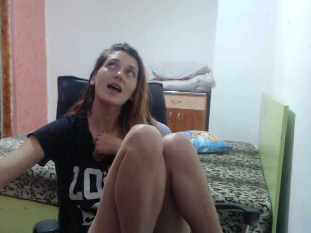 Capturas de tela de transmissão alishallovexx