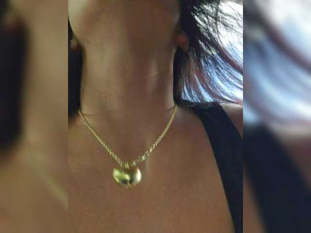 Capturas de tela de transmissão AlleSquirtStreetQueen
