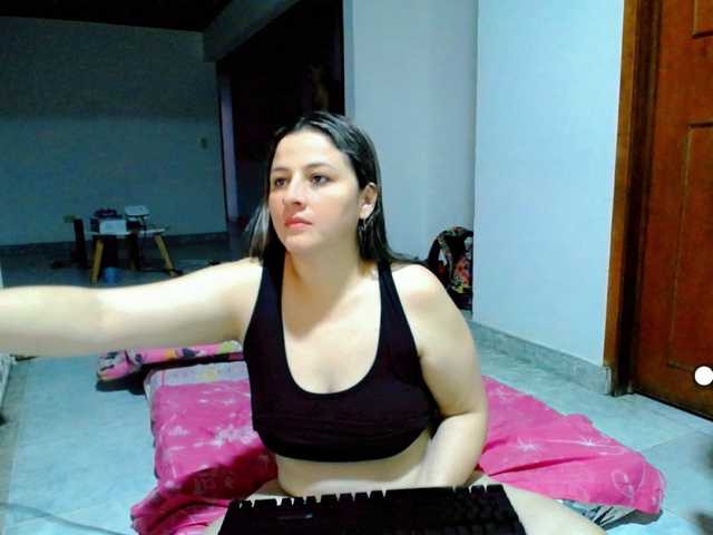 Capturas de tela de transmissão allisonbaby