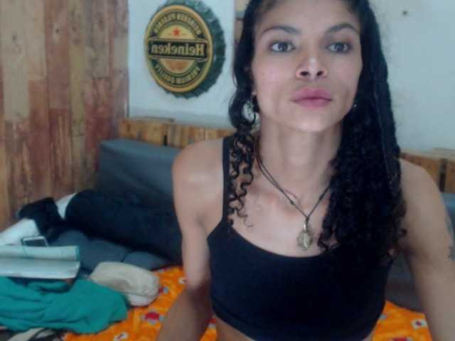 Capturas de tela de transmissão ALLISONFOXX18