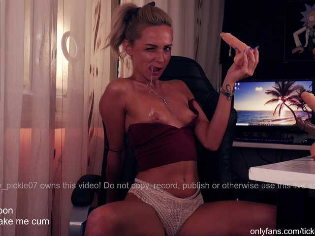Capturas de tela de transmissão AlyssaBay