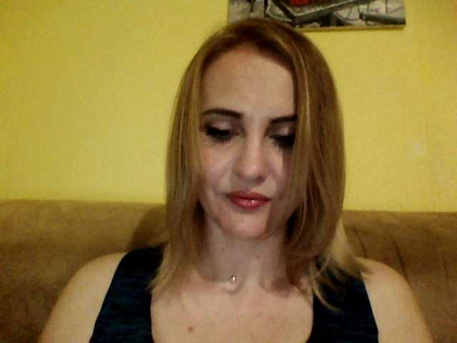 Capturas de tela de transmissão AmeliaNelson