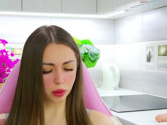 Capturas de tela de transmissão AmidalaMoon