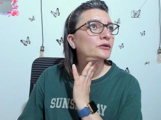 Chat de vídeo erótico Amie-Adams82
