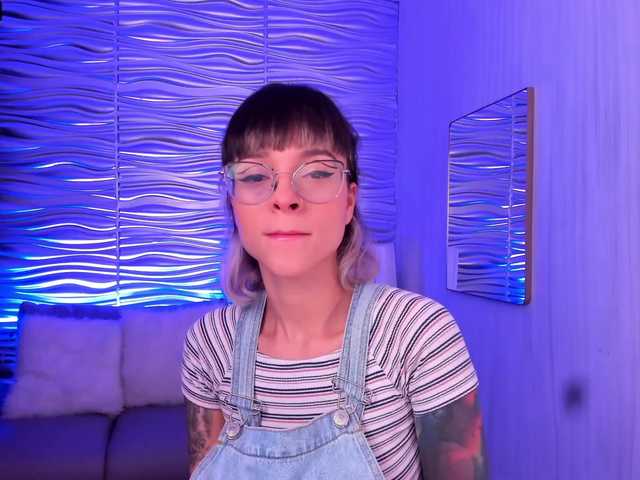 Capturas de tela de transmissão AmyAddison