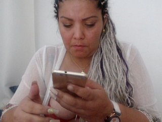 Fotos Andreasexyass Andrea's Room, Help Make it Special! #Lovense #hot #tattoo #dirty #squirt #Lush #hairy #feet #dildo #sexy #milf #anal #bbw #bigtits #pvt #blowjob #sloppy #DP #latina #colombia #piercing #new