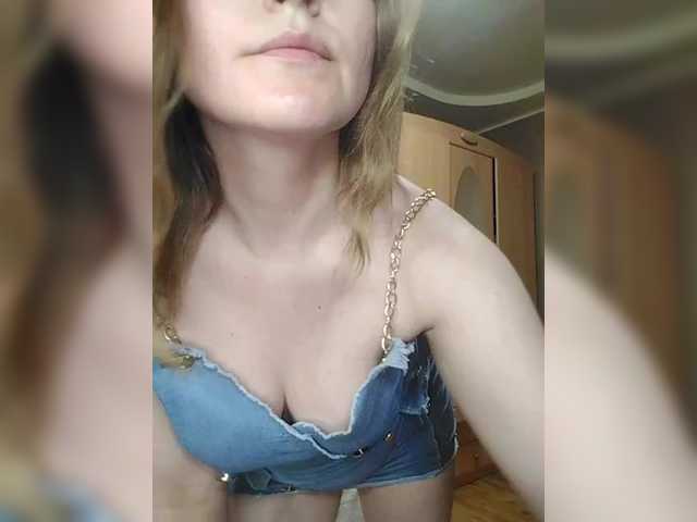 Capturas de tela de transmissão AnitaGlamorX