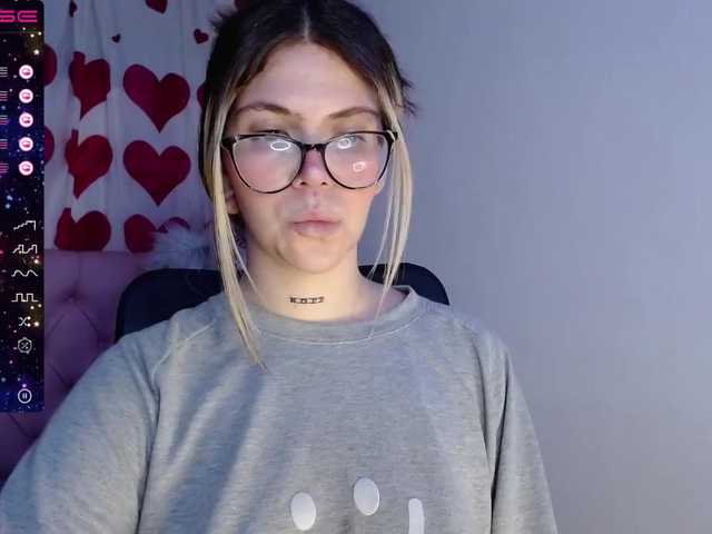 Capturas de tela de transmissão canela_love