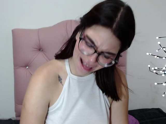 Capturas de tela de transmissão canela_love