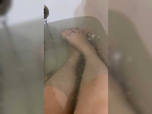 Capturas de tela de transmissão AnitaShine